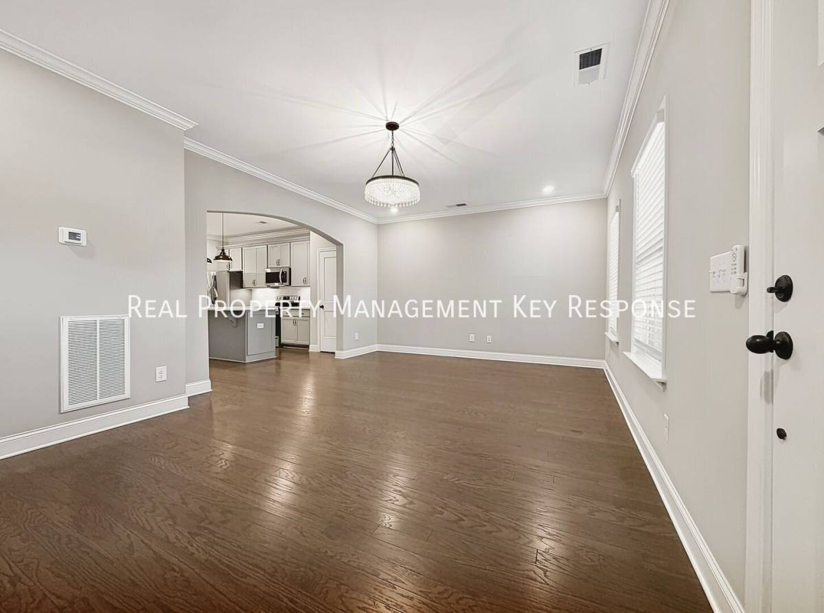 253 Grandstand Blvd, Gallatin, TN 37066 - Townhouse for Rent - Image 2