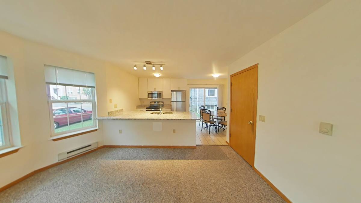1019 Spring St, Madison, WI 53715 - Townhouse for Rent - Image 2