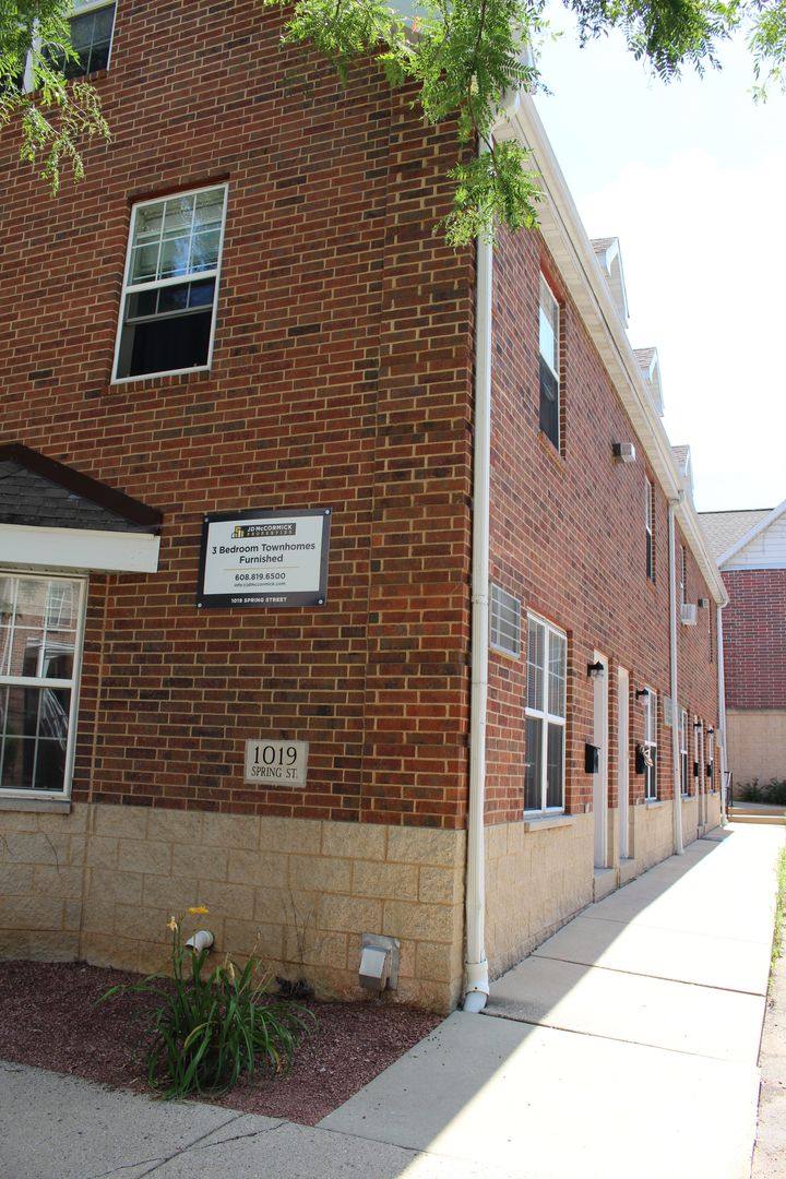 1019 Spring St, Madison, WI 53715 - Townhouse for Rent - Image 3