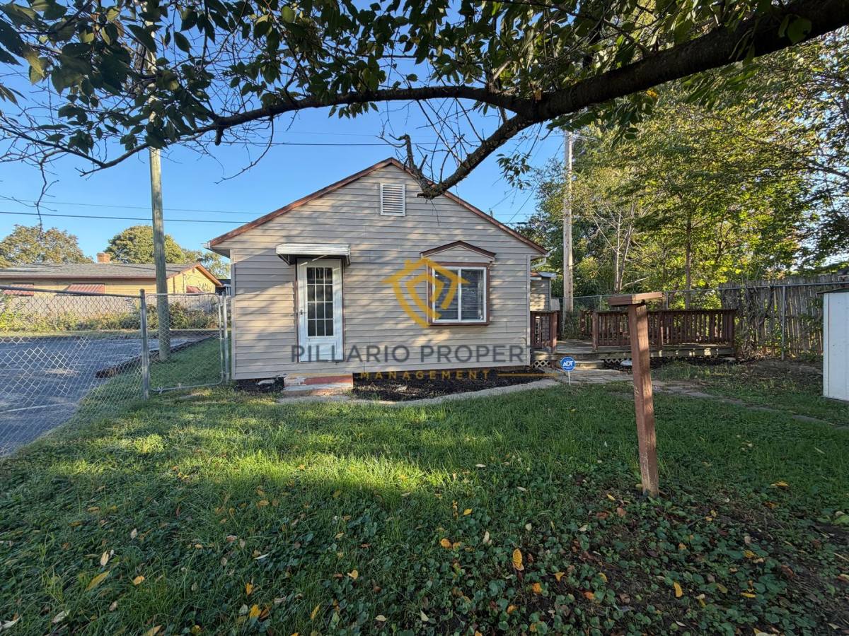 House for rent at 4114 W Michigan St, Indianapolis, IN 46222