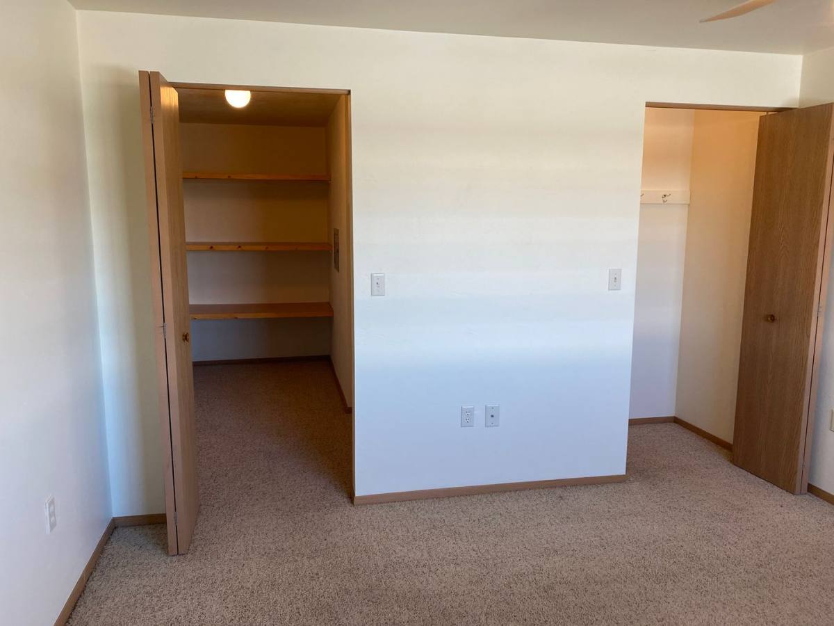 515, 525 & 535 W Schindler Place, Menasha, WI 54952 - Apartment for Rent - Image 7