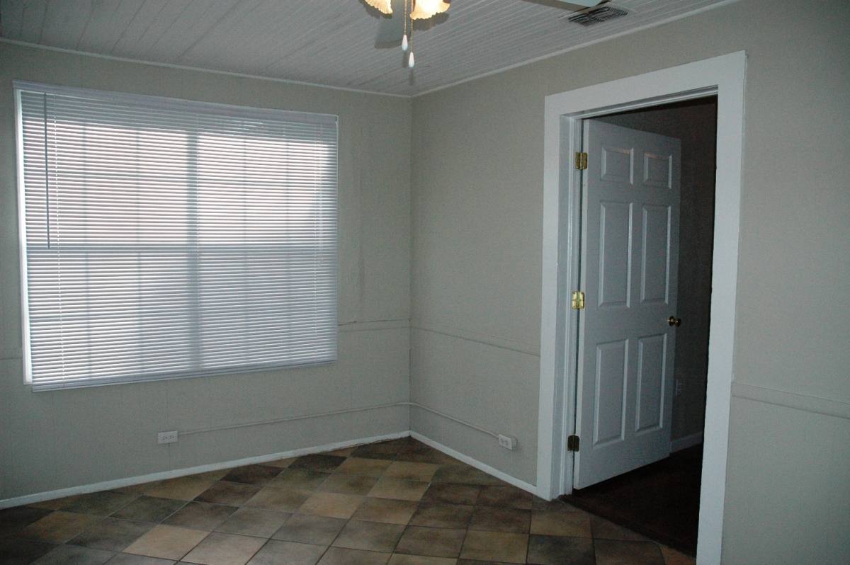1918 NW 1st Ave, Gainesville, FL 32603 - House for Rent - Image 3
