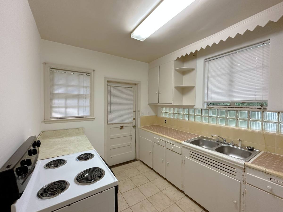 2619 NW 2nd Ave, Gainesville, FL 32607 - House for Rent - Image 7