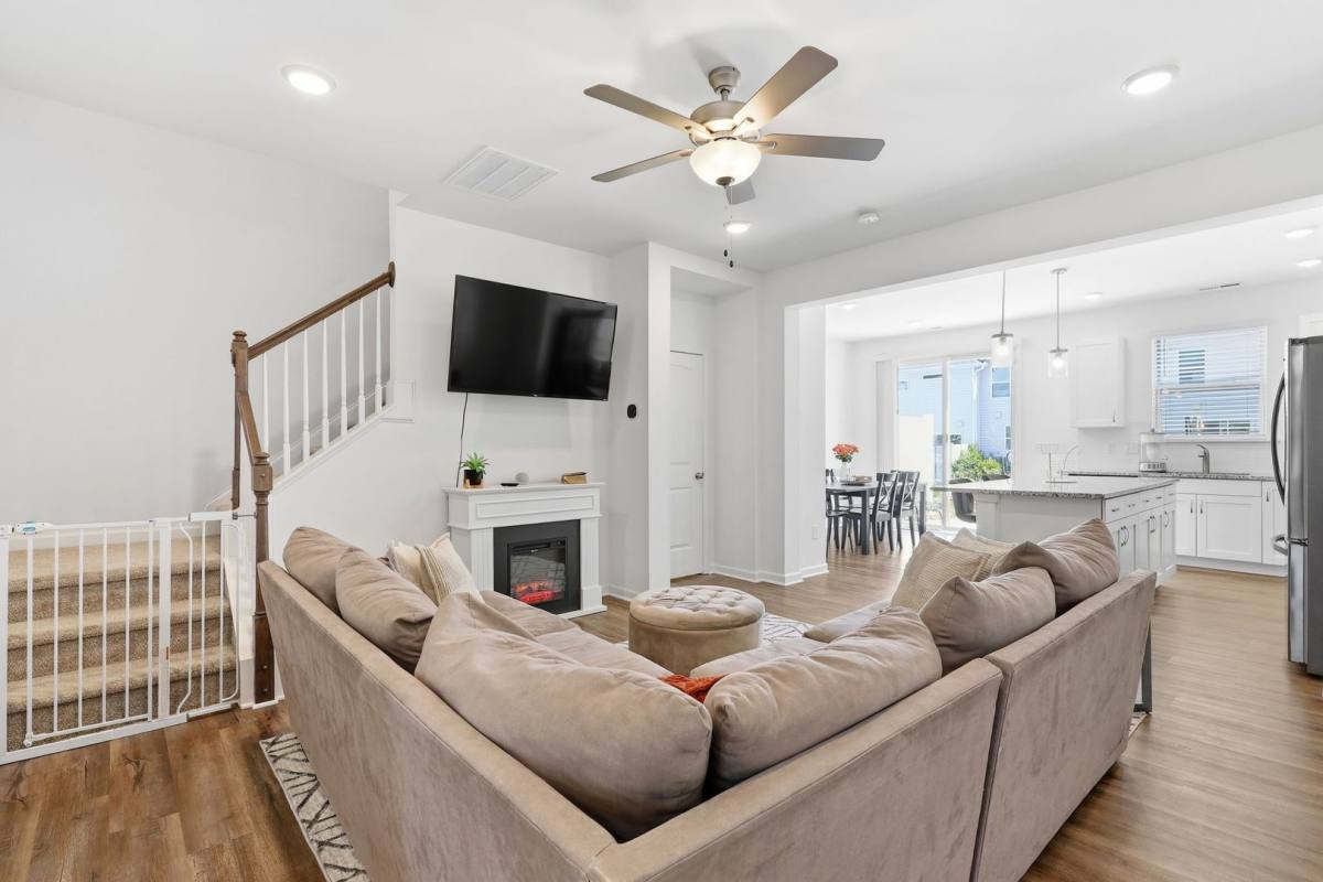 152 Roebuck Lane, Garner, NC 27529 - Townhouse for Rent - Image 10