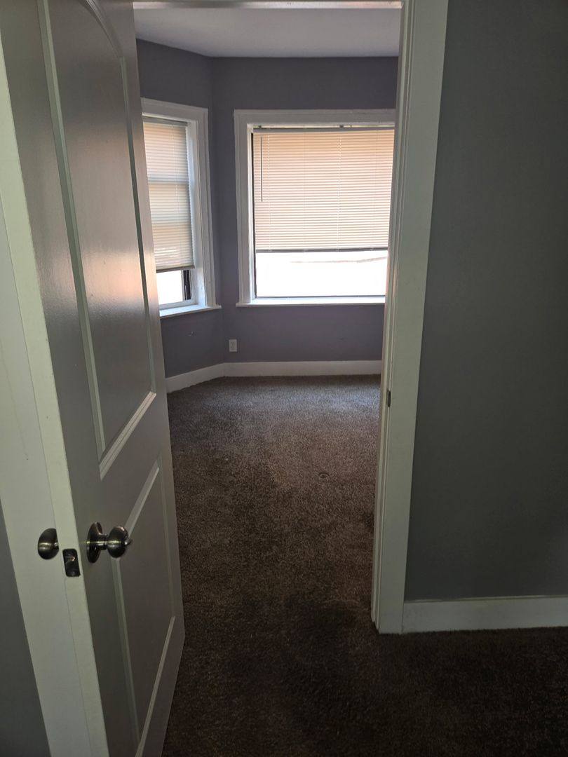 6825 S Perry Ave, Chicago, IL 60621 - Apartment for Rent - Image 8