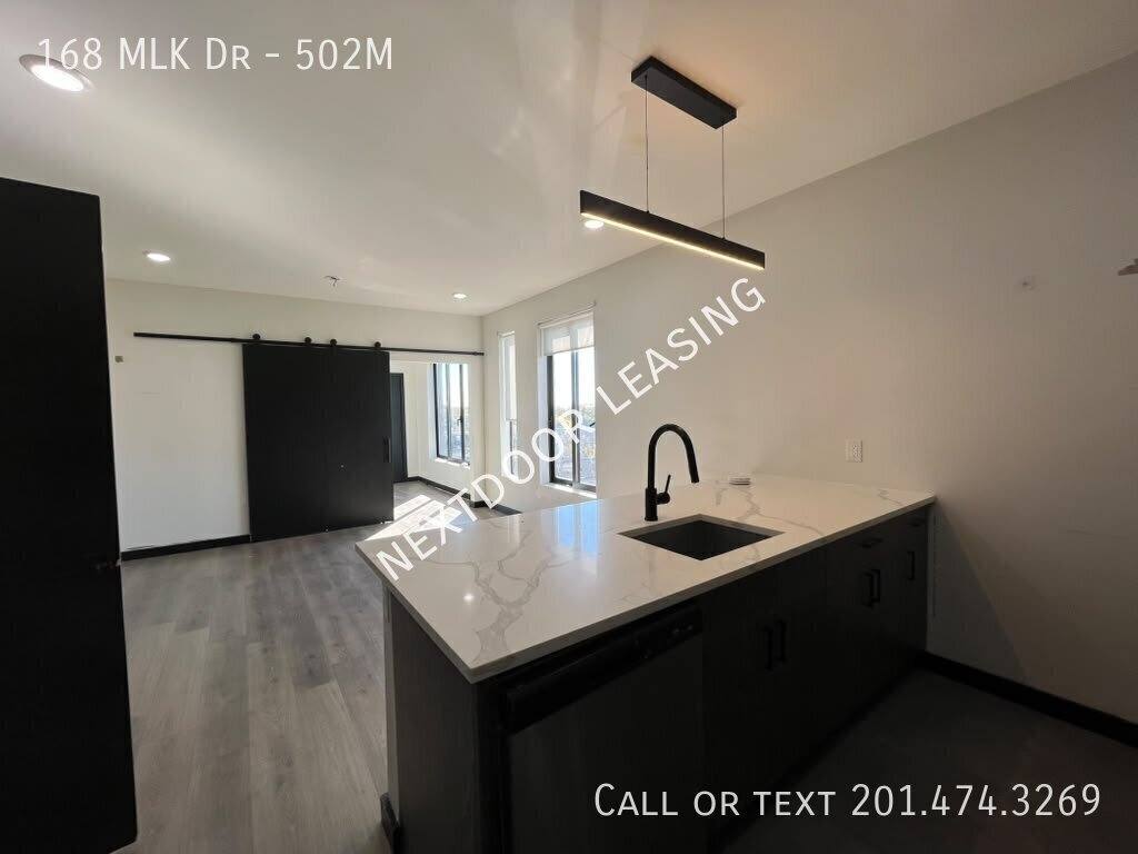 168 MLK Dr #502M, Jersey City, NJ 07305 - Apartment for Rent - Image 2