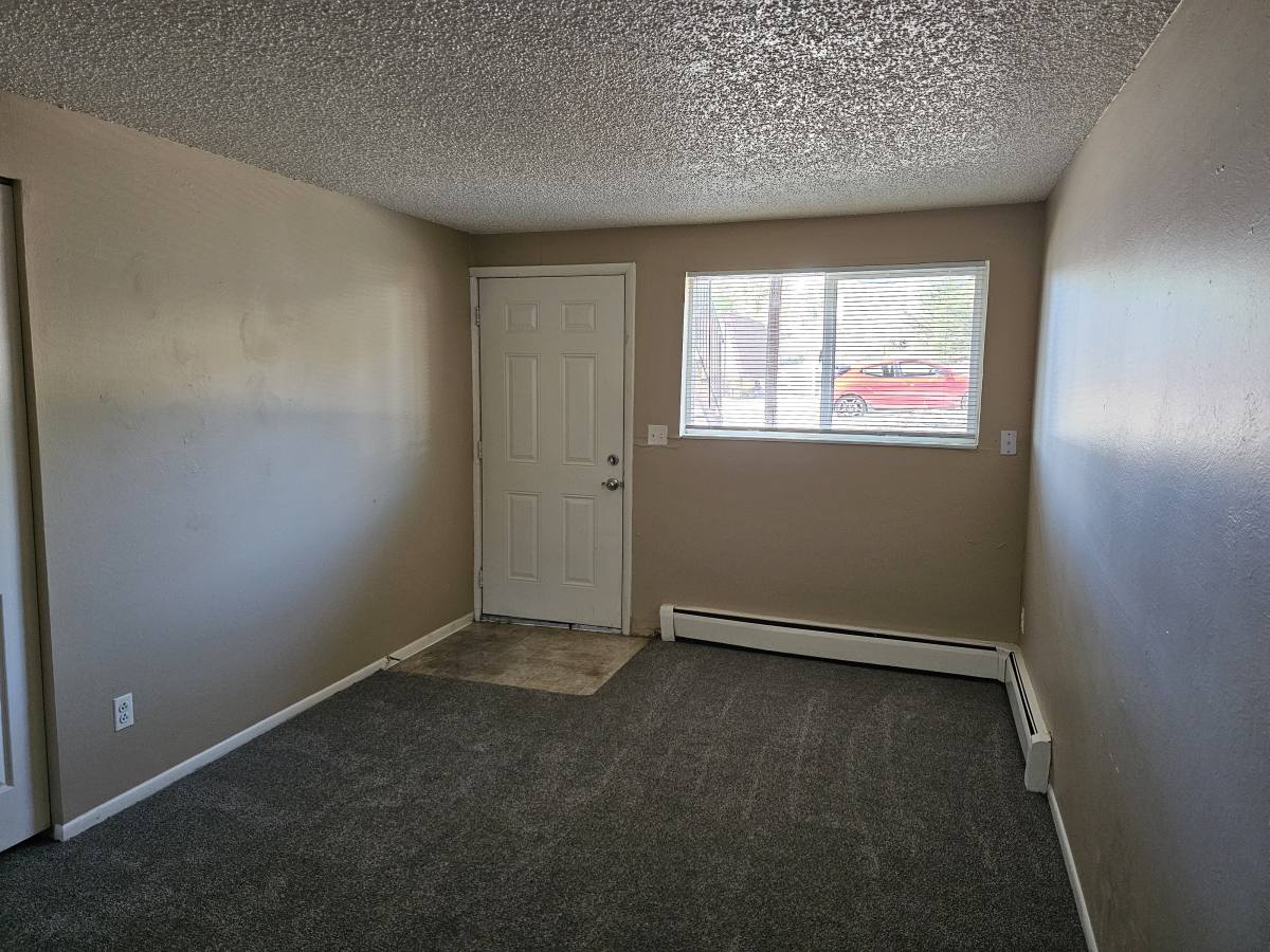 1155 Chiricahua Loop #3, Colorado Springs, CO 80915 - Apartment for Rent - Image 3