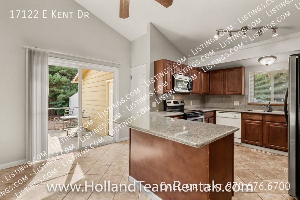 17122 E Kent Dr, Aurora, CO 80013 - House for Rent - Image 7