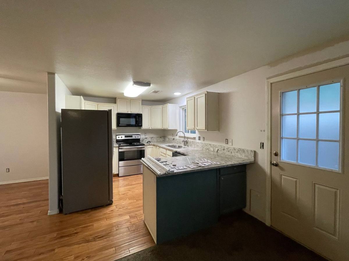 824 Beekman Ave, Medford, OR 97501 - House for Rent - Image 10