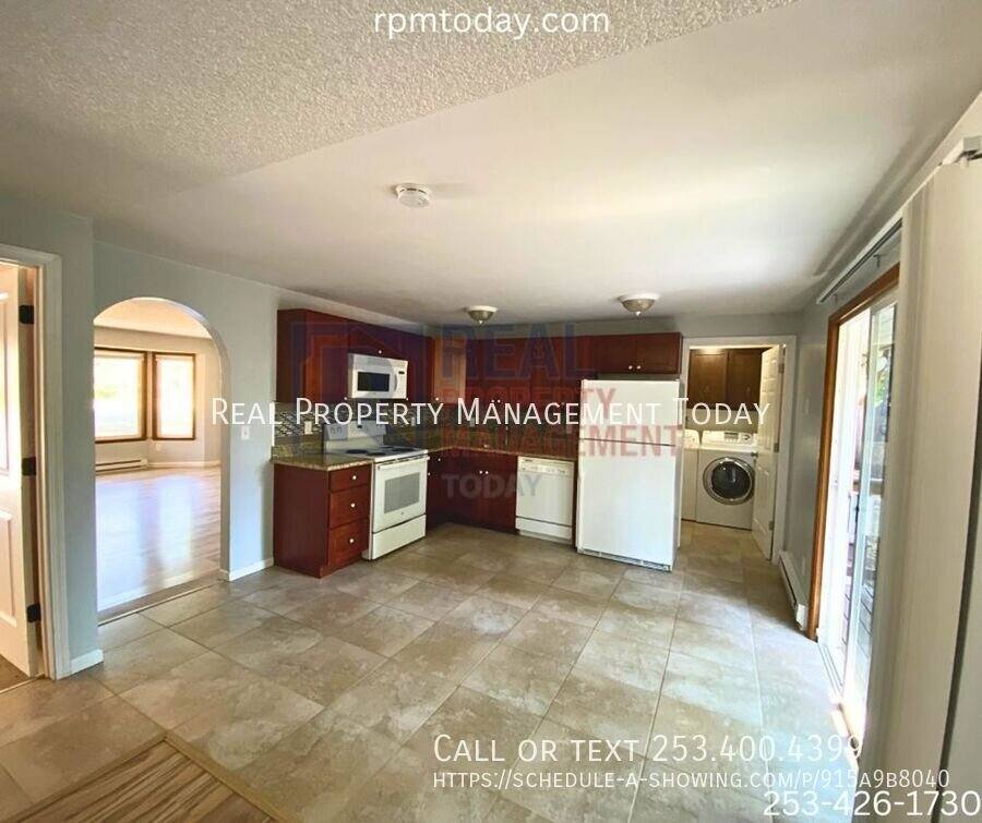 8220 143rd St Court NW, Gig Harbor, WA 98329 - Apartment for Rent - Image 4
