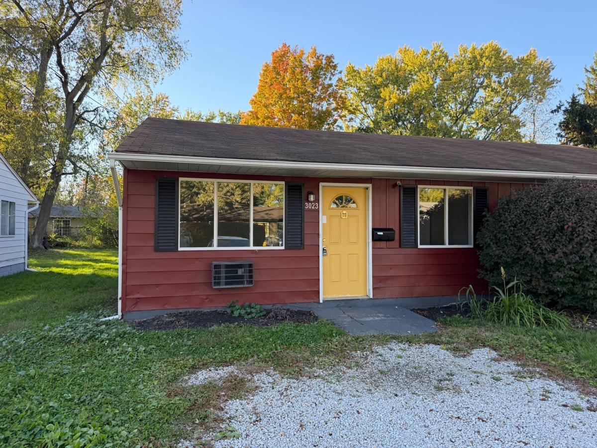 3023 Bollinger Ave, Canton, OH 44708 - Apartment for Rent