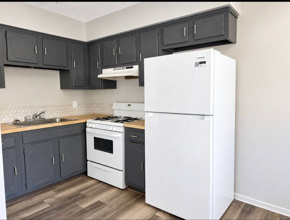 3023 Bollinger Ave, Canton, OH 44708 - Apartment for Rent - Image 3