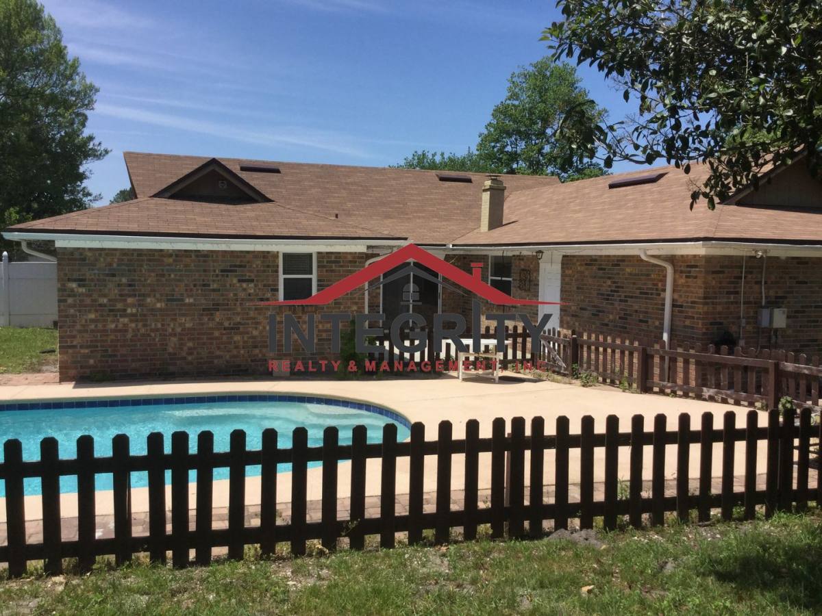 279 Deepridge Court, Orange Park, FL 32065 - House for Rent - Image 2