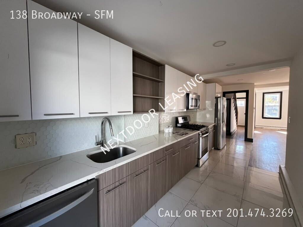138 Broadway, Jersey City, NJ 07306 - Apartment for Rent - Image 3