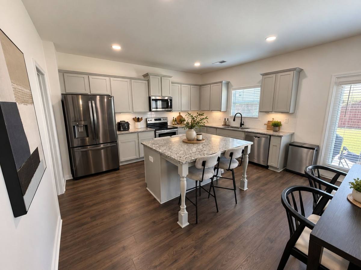 649 Azalea Bloom Dr, Loganville, GA 30052 - House for Rent - Image 7