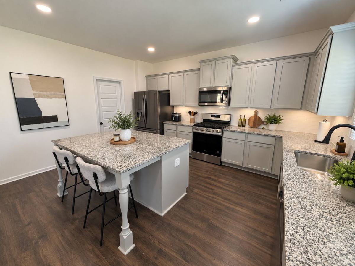 649 Azalea Bloom Dr, Loganville, GA 30052 - House for Rent - Image 8