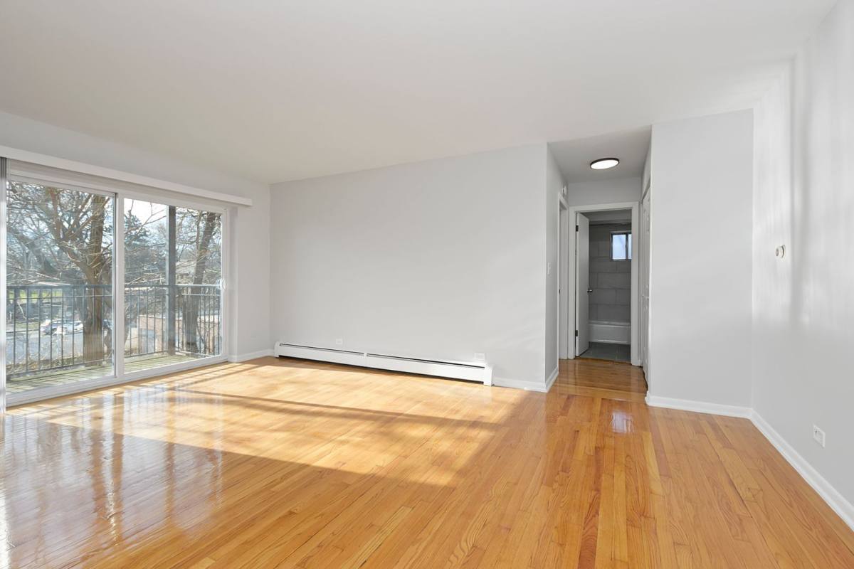 10360 S Walden Parkway, Chicago, IL 60643 - Apartment for Rent - Image 2