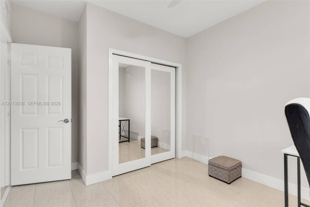 4118 NE 24th Dr, Homestead, FL 33033 - Townhouse for Rent - Image 7