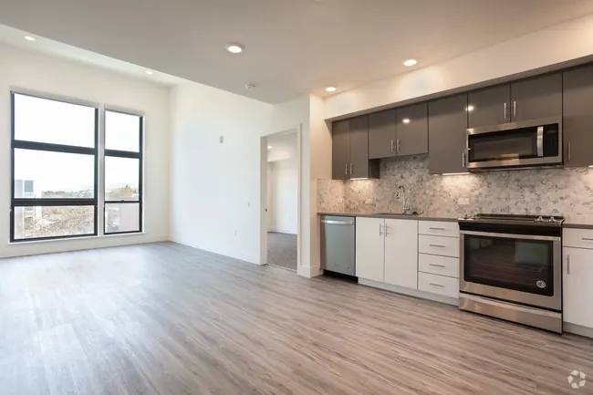 1200 W Koenig Lane #S1, Austin, TX 78756 - Apartment for Rent - Image 8