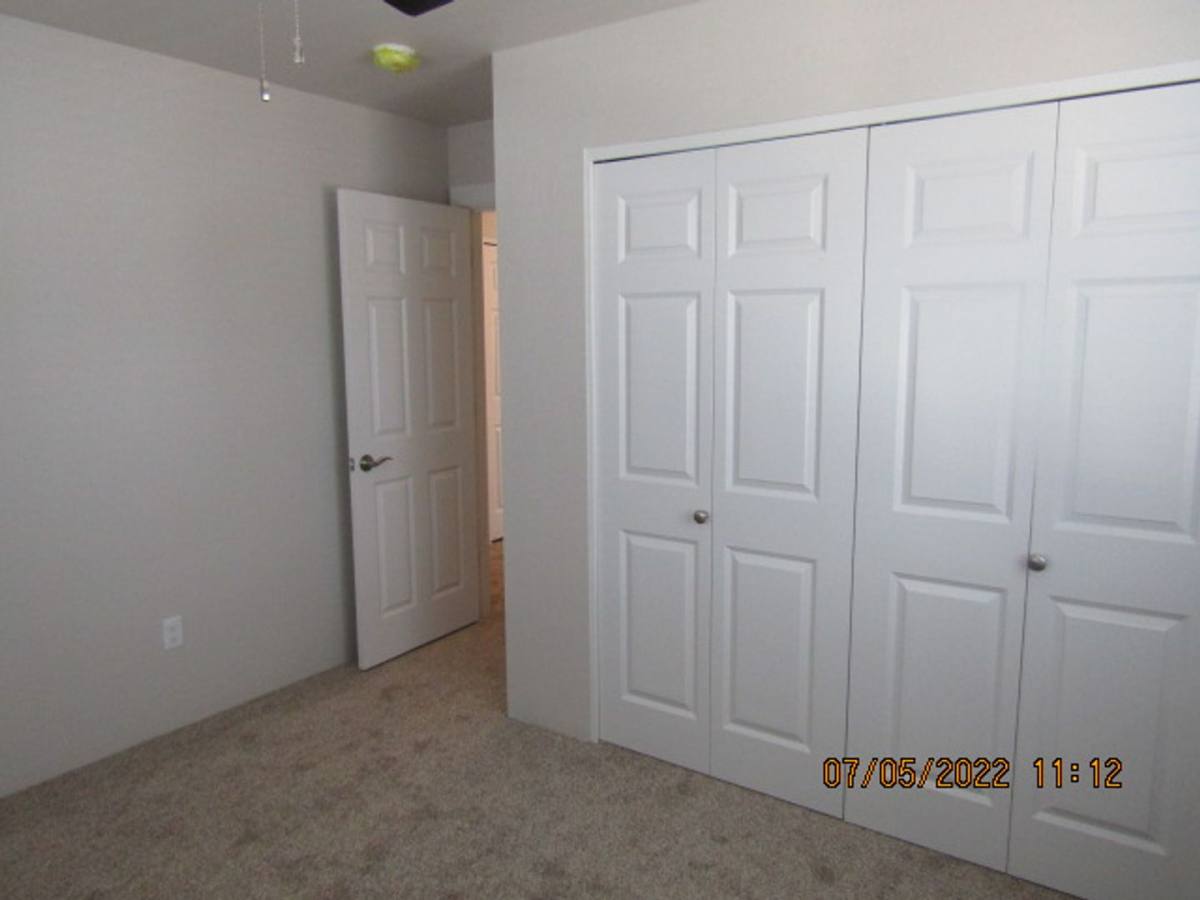 324 Everett Way, Talent, OR 97540 - House for Rent - Image 8
