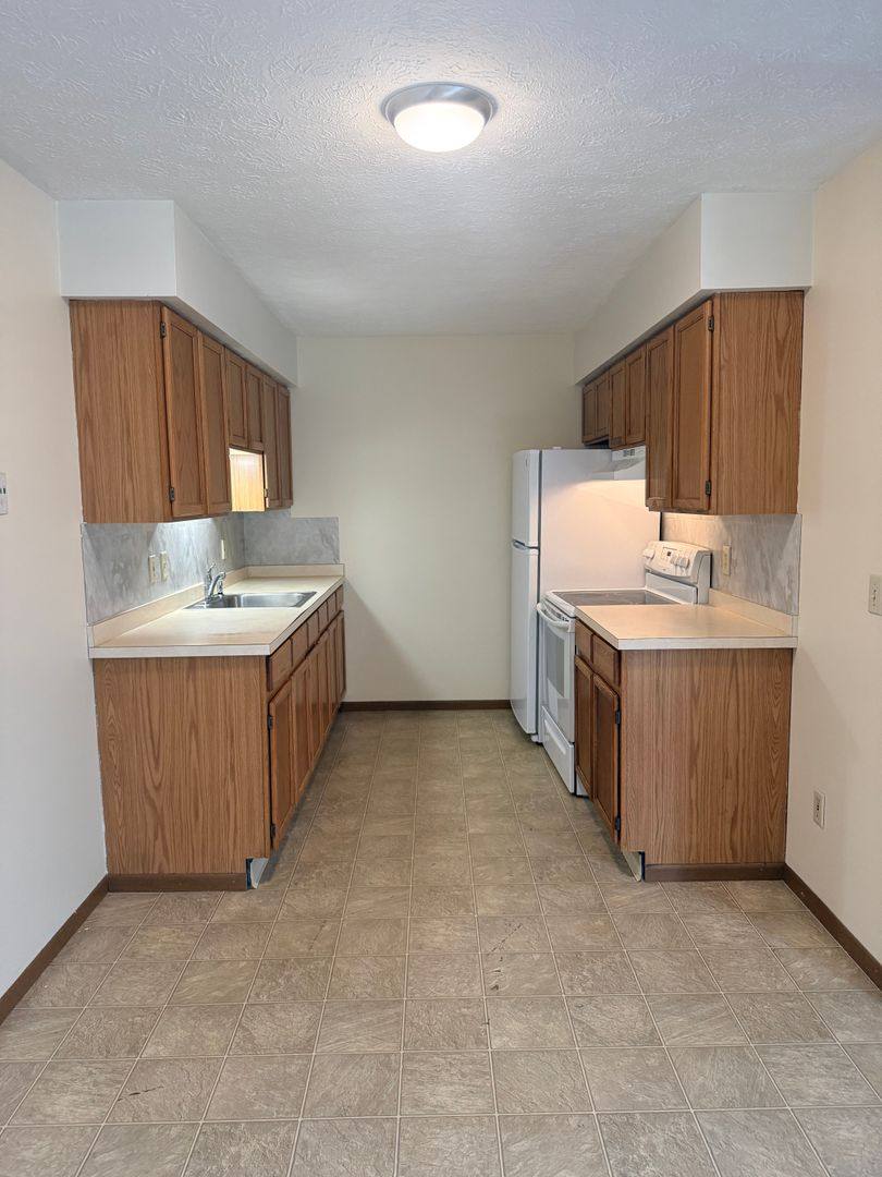 637 Mentor Ave, Painesville, OH 44077 - Apartment for Rent - Image 4