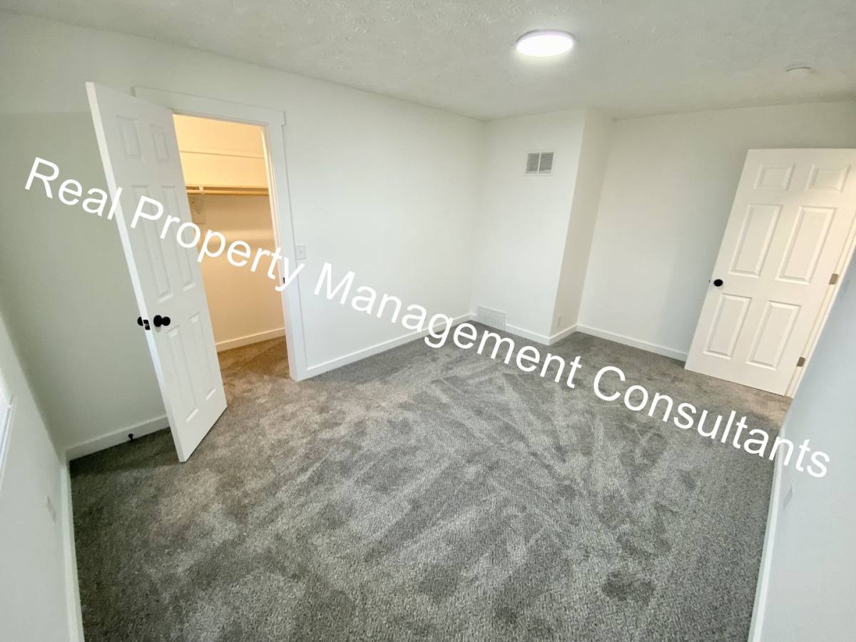 2200 Mission Rd, Harrisonville, MO 64701 - Apartment for Rent - Image 9