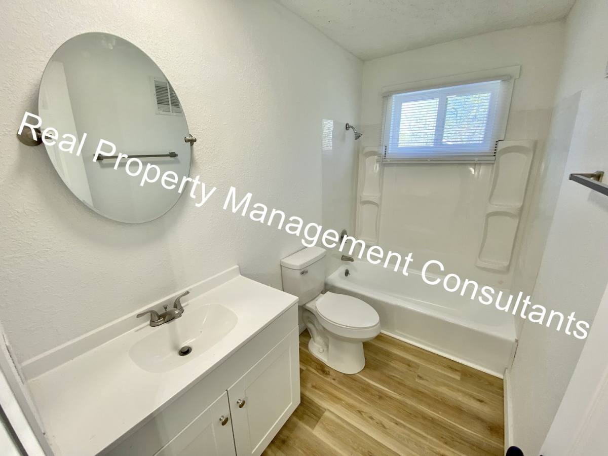 2200 Mission Rd, Harrisonville, MO 64701 - Apartment for Rent - Image 5
