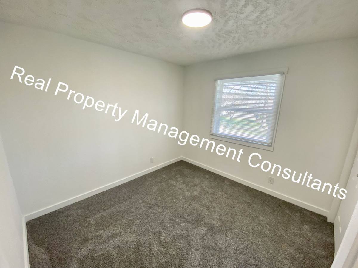 2200 Mission Rd, Harrisonville, MO 64701 - Apartment for Rent - Image 6