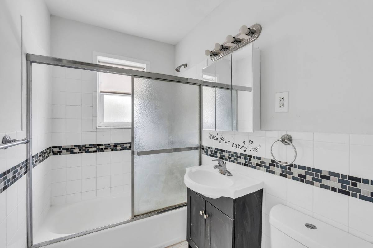 5th Avenue, 127-135 E Fifth Ave, Roselle, NJ 07203 - Apartment for Rent - Image 10