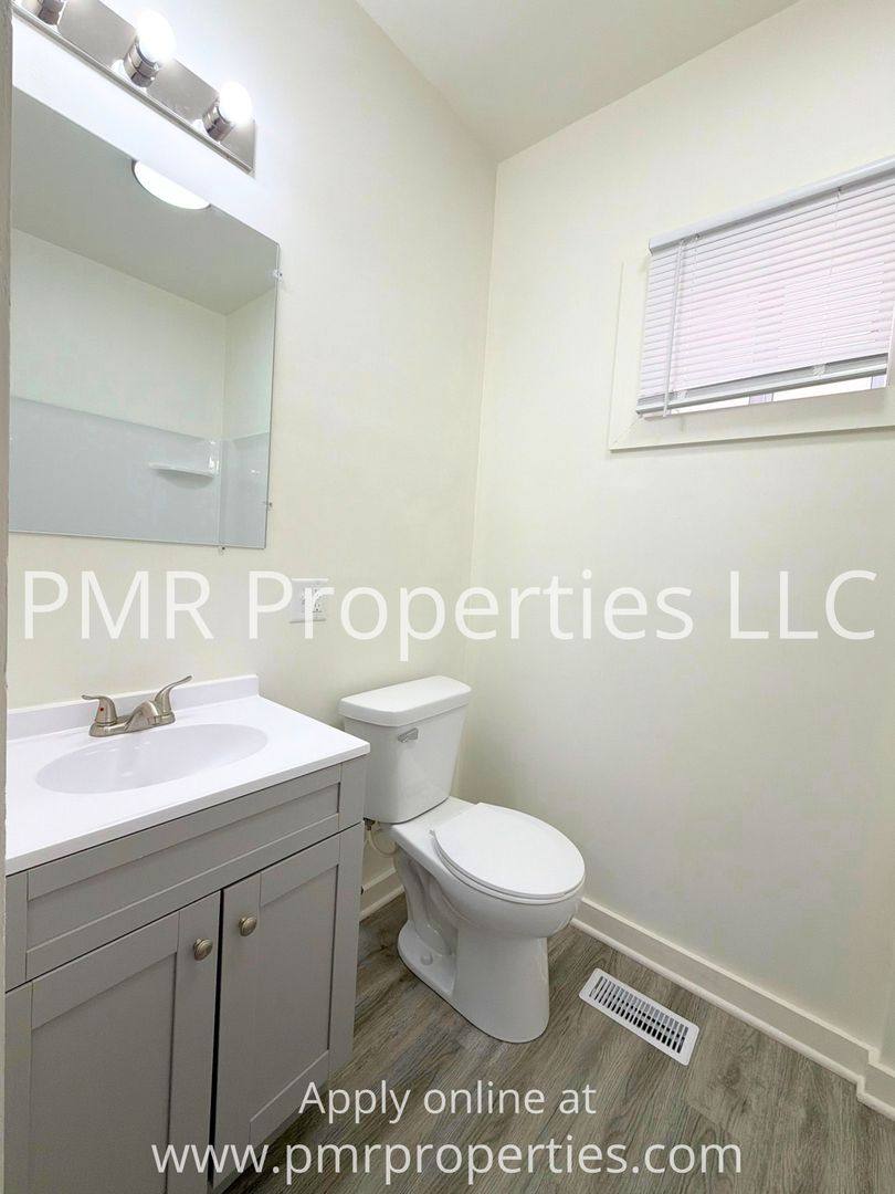 206 S 15th St, St. Joseph, MO 64501 - House for Rent - Image 7