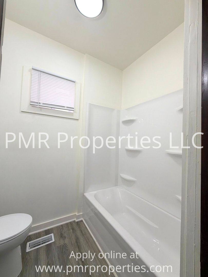 206 S 15th St, St. Joseph, MO 64501 - House for Rent - Image 8