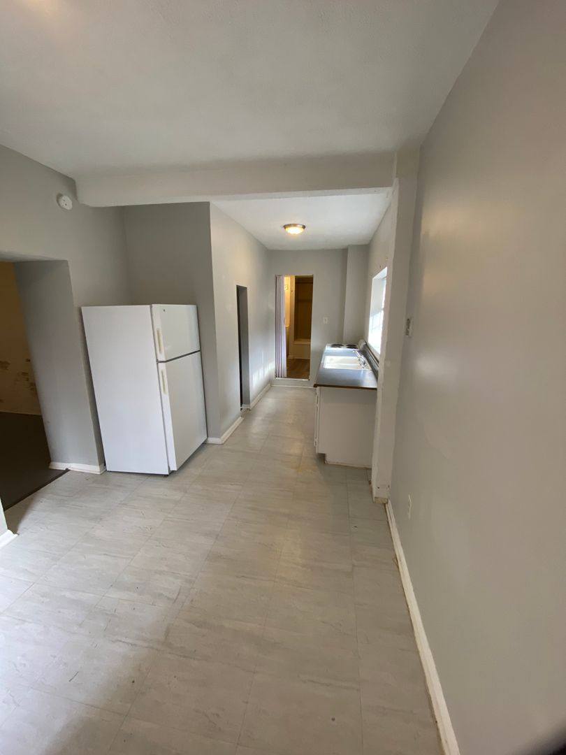 321 N Broadway St #5, Georgetown, KY 40324 - Apartment for Rent - Image 2