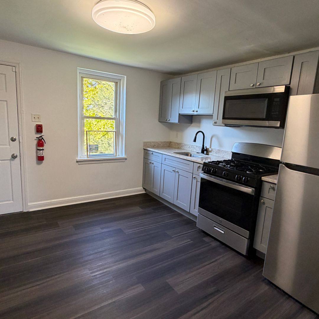1223 Olive St, Coatesville, PA 19320 - Apartment for Rent - Image 2