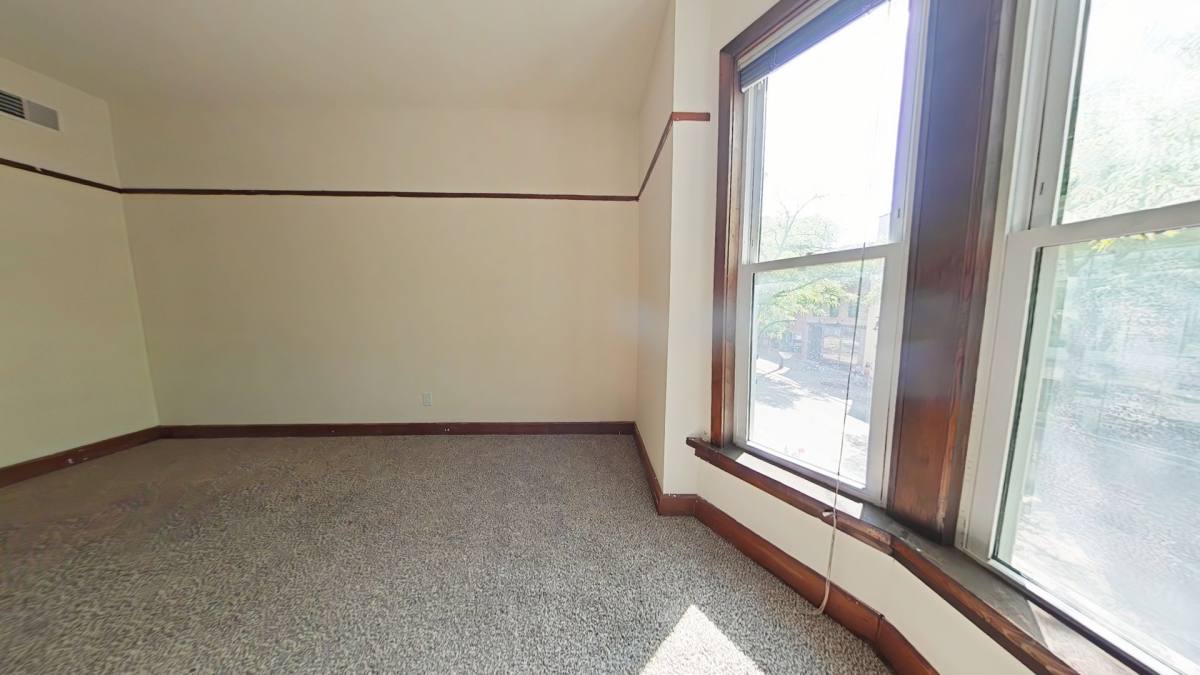 122 State St, Madison, WI 53703 - Apartment for Rent - Image 4