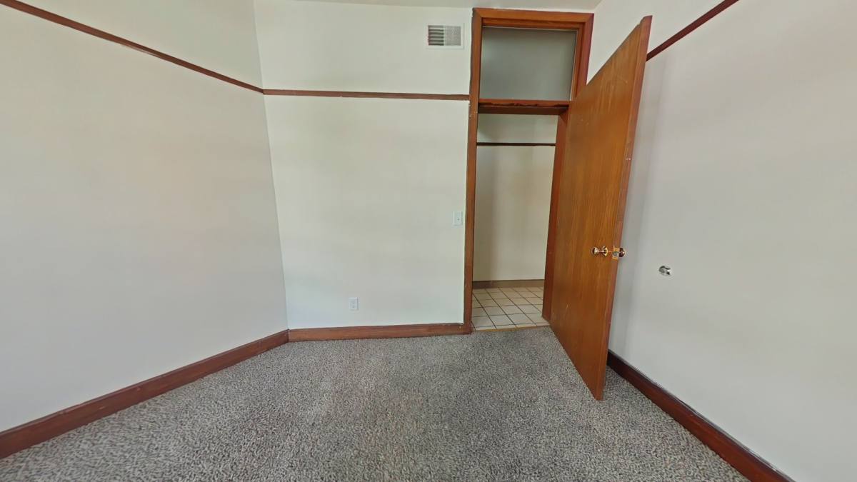122 State St, Madison, WI 53703 - Apartment for Rent - Image 10