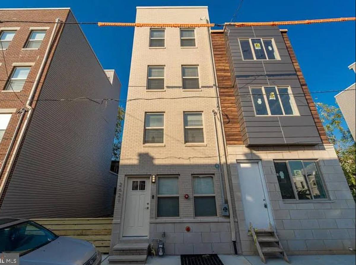 2621 Latona St, Philadelphia, PA 19146 - House for Rent - Image 2