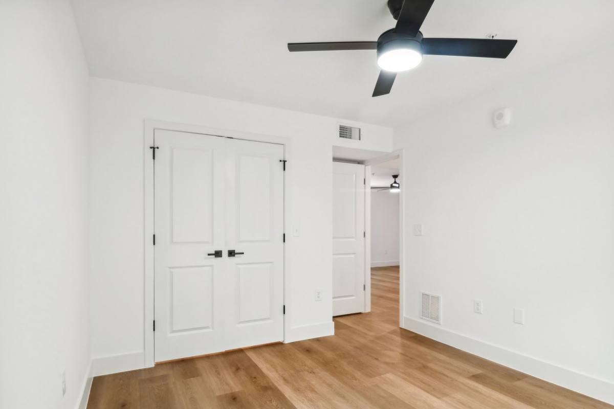 1924 Danese Court #13, Jacksonville, FL 32207 - Apartment for Rent - Image 8