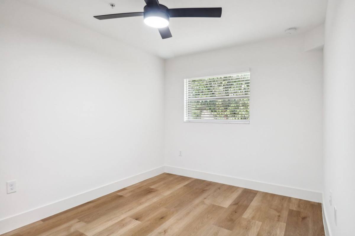 1924 Danese Court #13, Jacksonville, FL 32207 - Apartment for Rent - Image 9