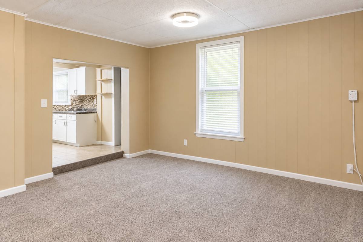 2102-2104 Messanie St, St. Joseph, MO 64507 - Apartment for Rent - Image 9