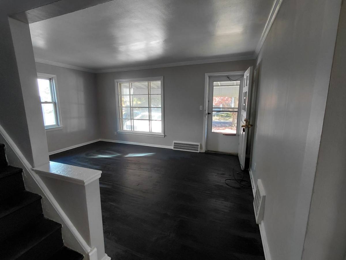 924 E 224th St, Euclid, OH 44123 - House for Rent - Image 3