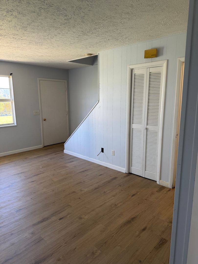 301 Park Blvd, Rogersville, TN 37857 - Townhouse for Rent - Image 10