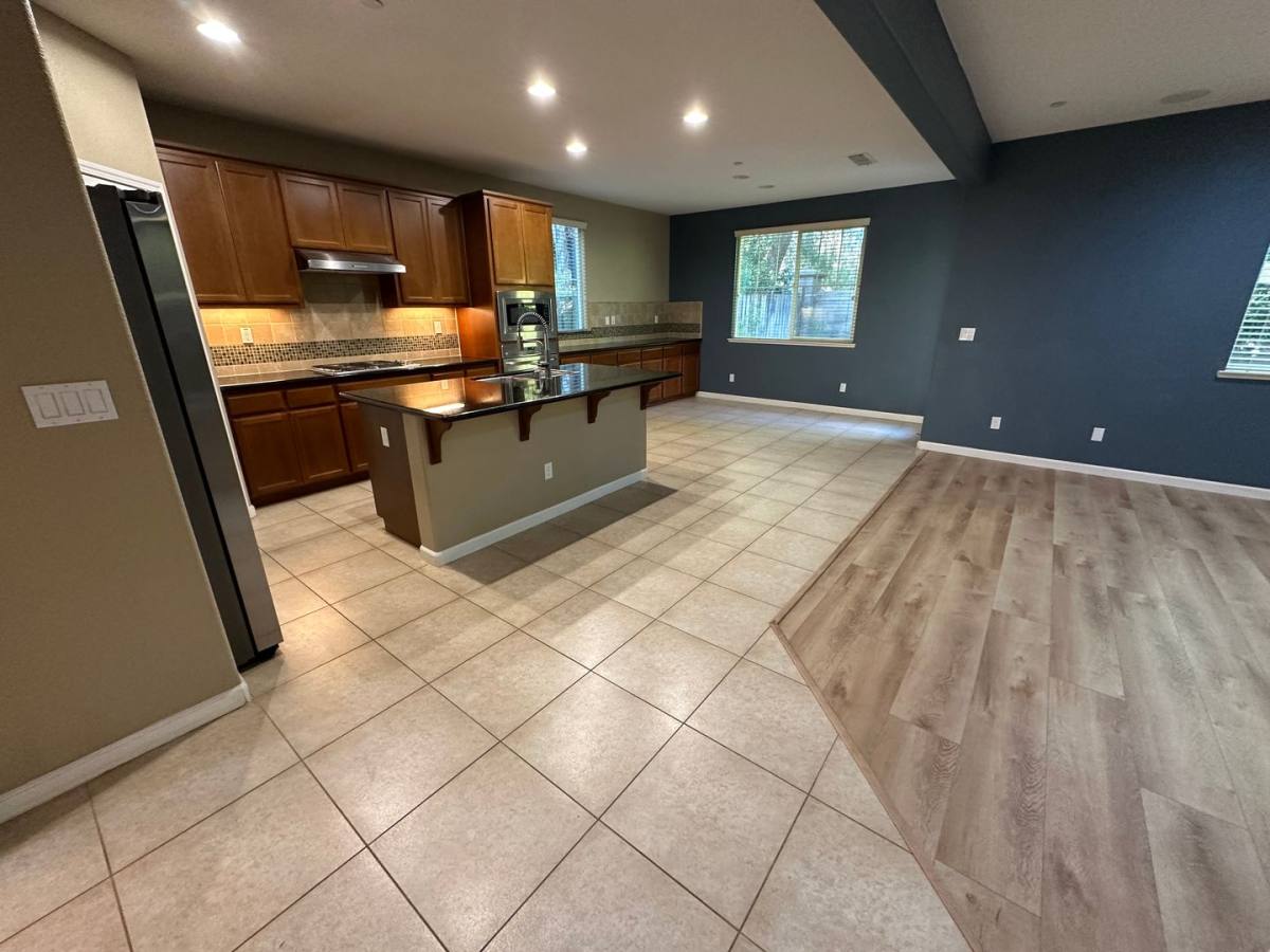 385 W Cupertino Ave, Tracy, CA 95391 - House for Rent - Image 7