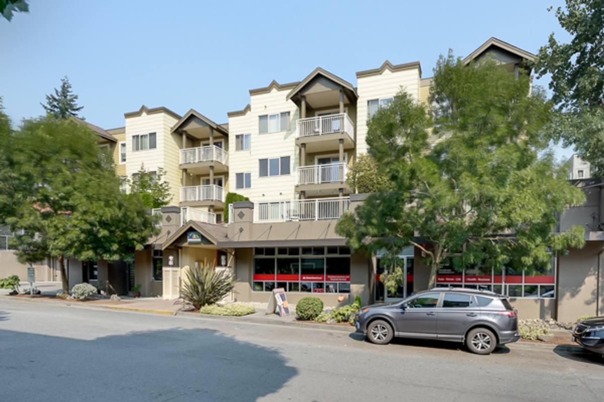 The Max, 8520 Evanston Ave N, Seattle, WA 98103 - Apartment for Rent - Image 1