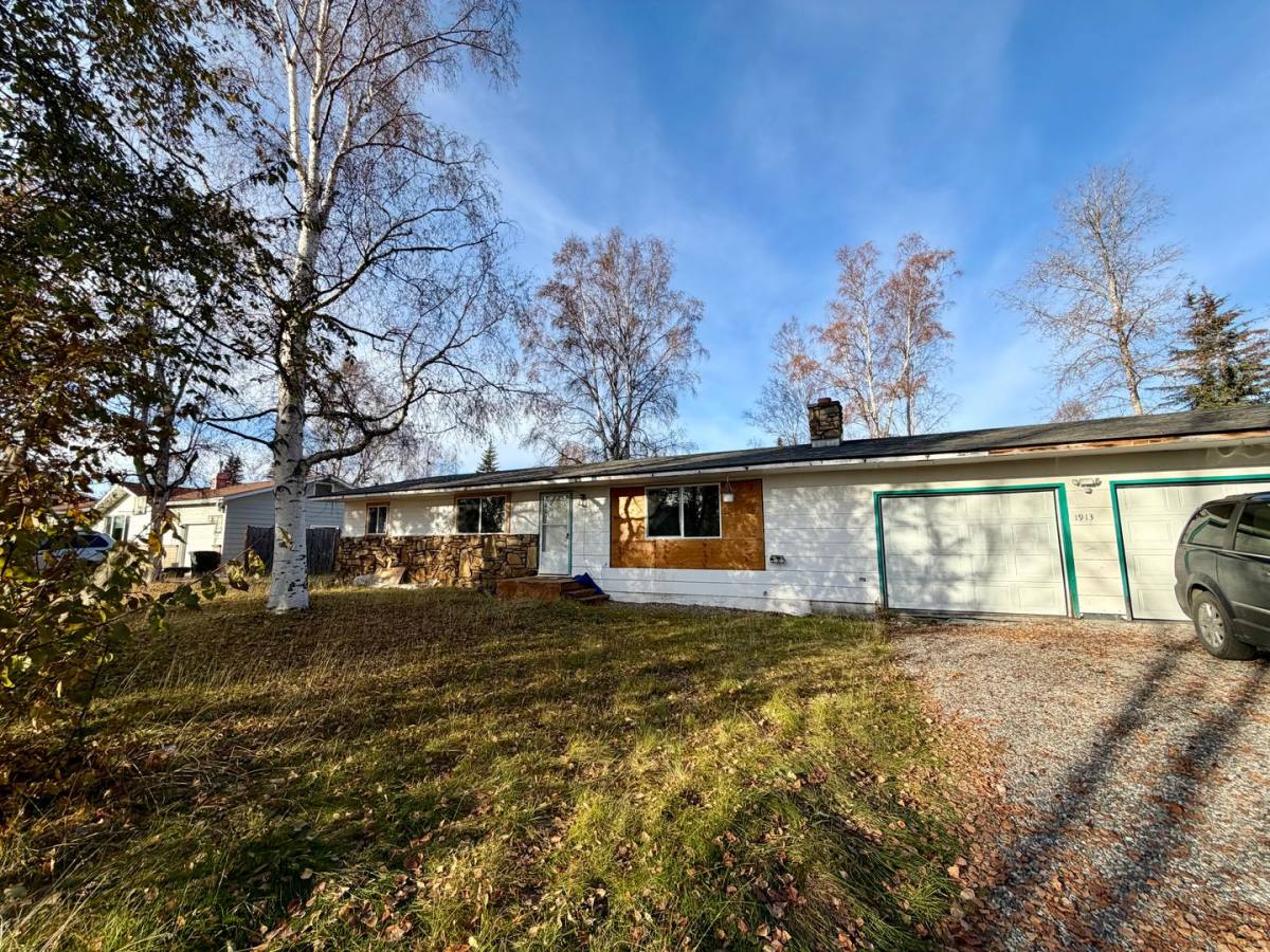 House for rent at 1913 Jack St, Fairbanks, AK 99701