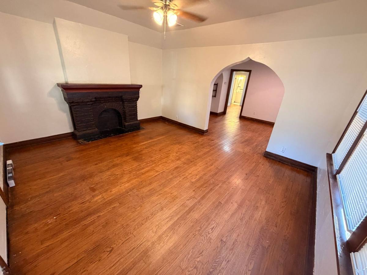 2402 NW 12th St, Oklahoma City, OK 73107 - House for Rent - Image 4