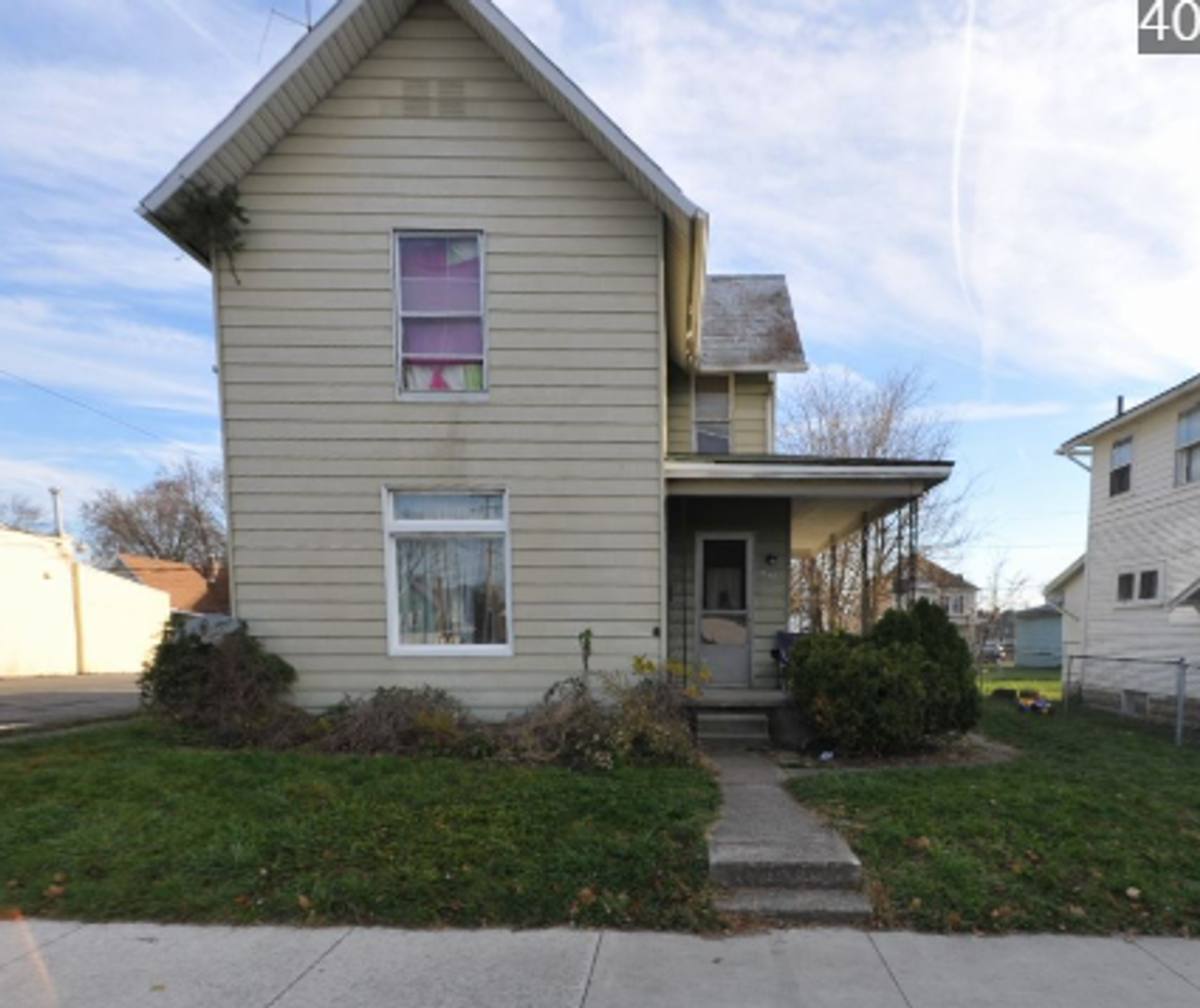 House for rent at 334 Mount Vernon Rd, Newark, OH 43055