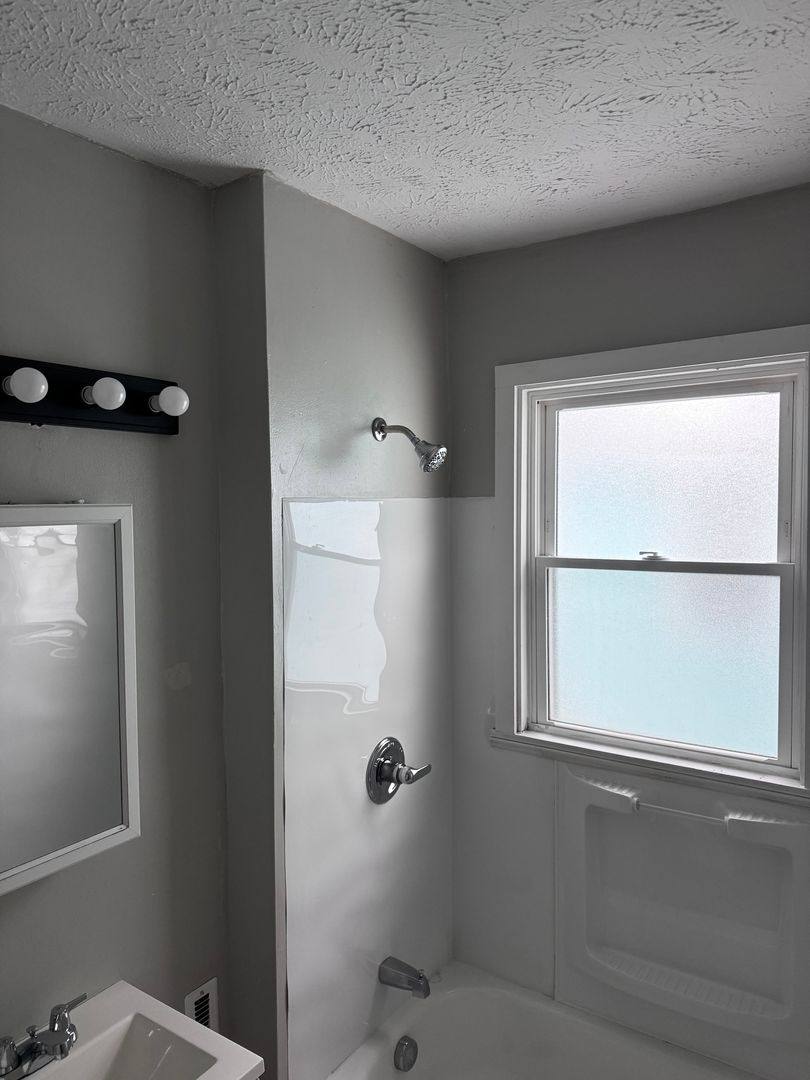 10707 Hampden Ave, Cleveland, OH 44108 - Apartment for Rent - Image 6