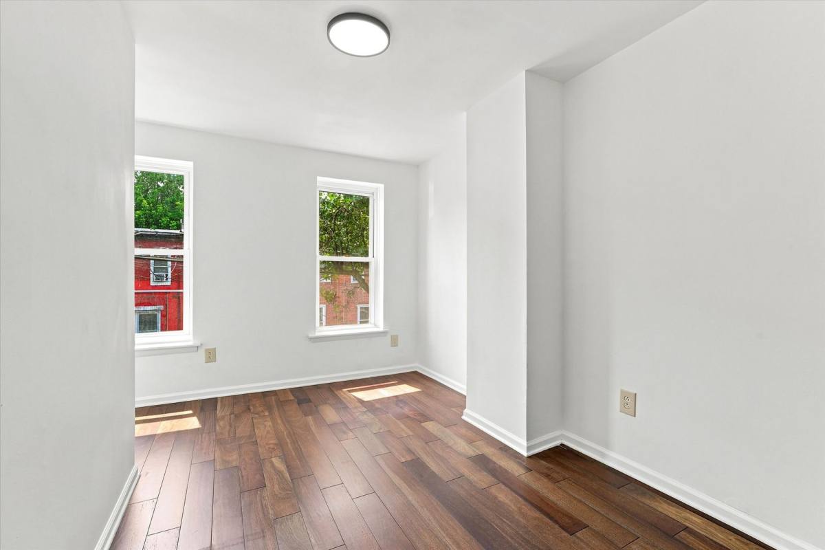 2846 Amber St, Philadelphia, PA 19134 - House for Rent - Image 5