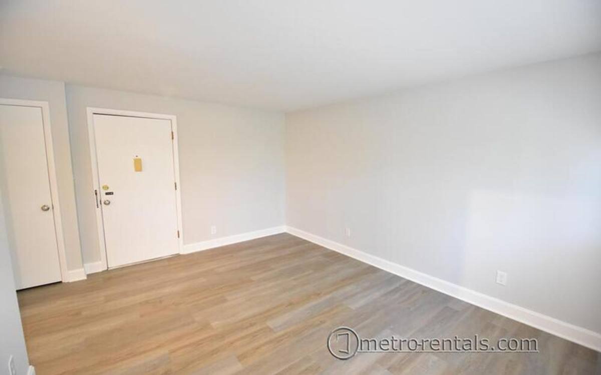 518 Oakland Park Ave, Columbus, OH 43214 - Apartment for Rent - Image 4