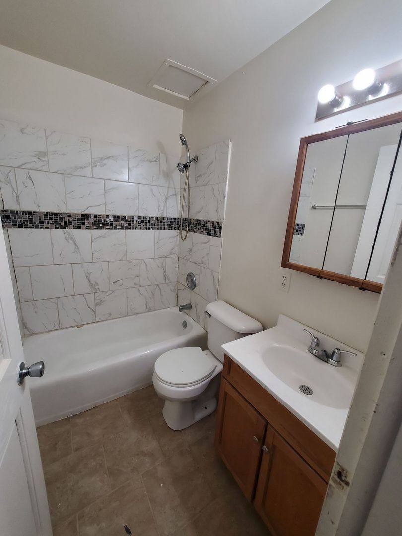 Apartment for rent at 746 S Layton Blvd, Milwaukee, WI 53215